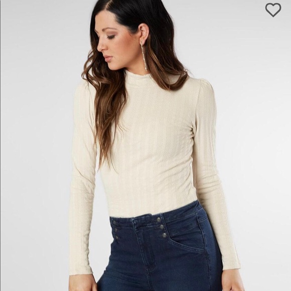 NWT! Free people party in the front top - Picture 2 of 3